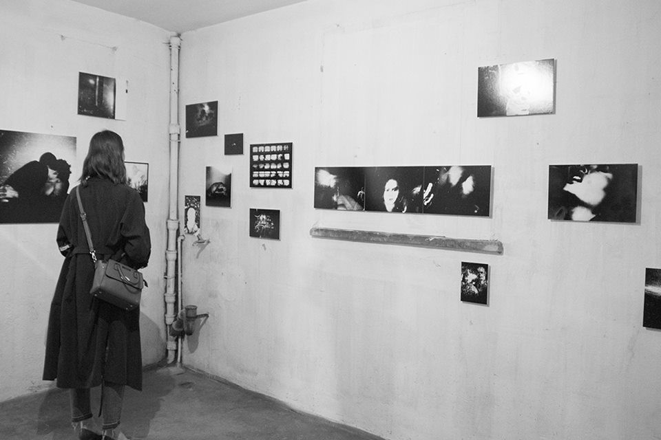Installation view - Miesiąc Fotografii w Krakowie - Photomonth in Krakow Show-OFF